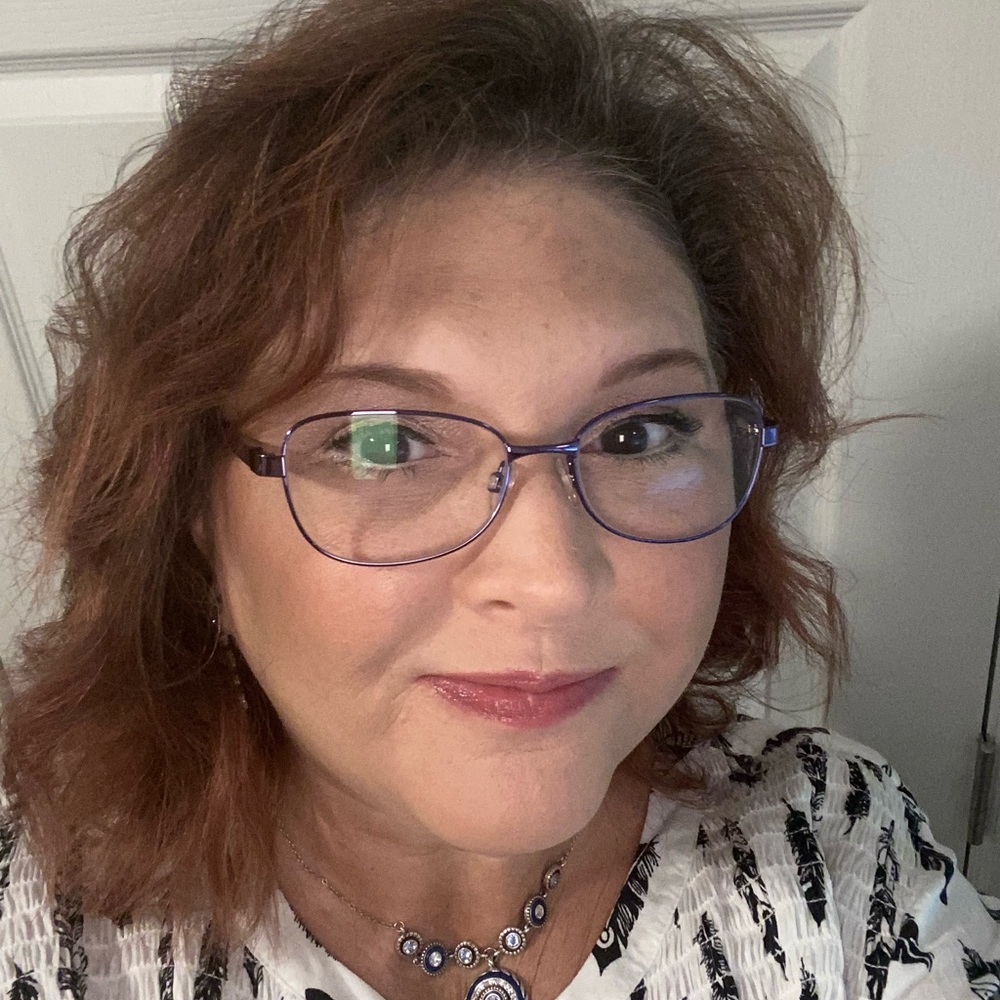 Meet your Posher, Brandi